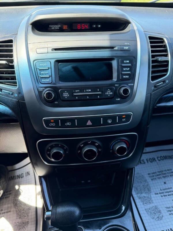 2015 Kia Sorento LX