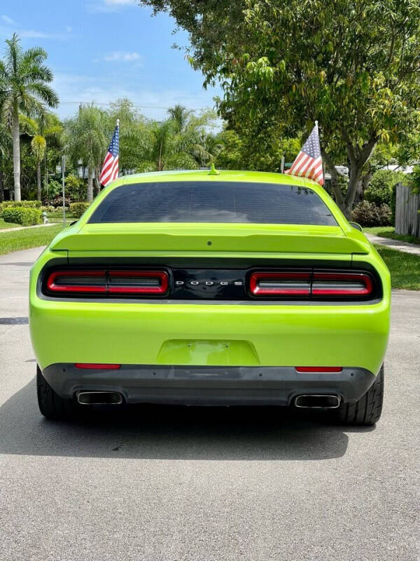 2015 Dodge Challenger R/T Plus