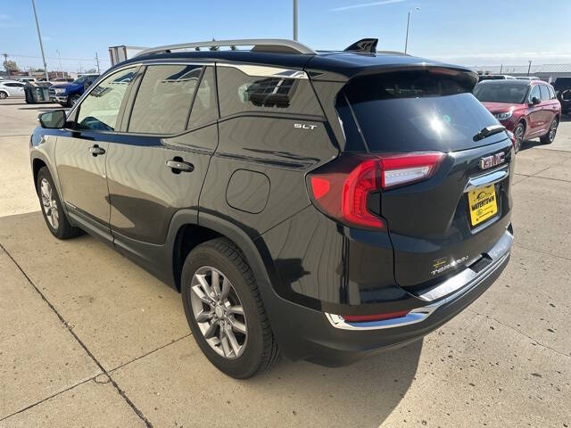 2024 GMC Terrain SLT