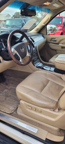 2011 Cadillac Escalade ESV Luxury