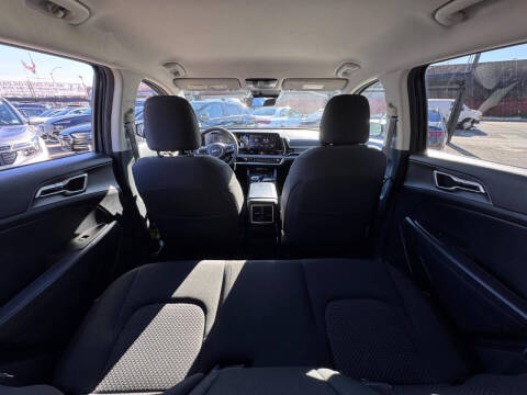 2023 Kia Sportage Hybrid LX