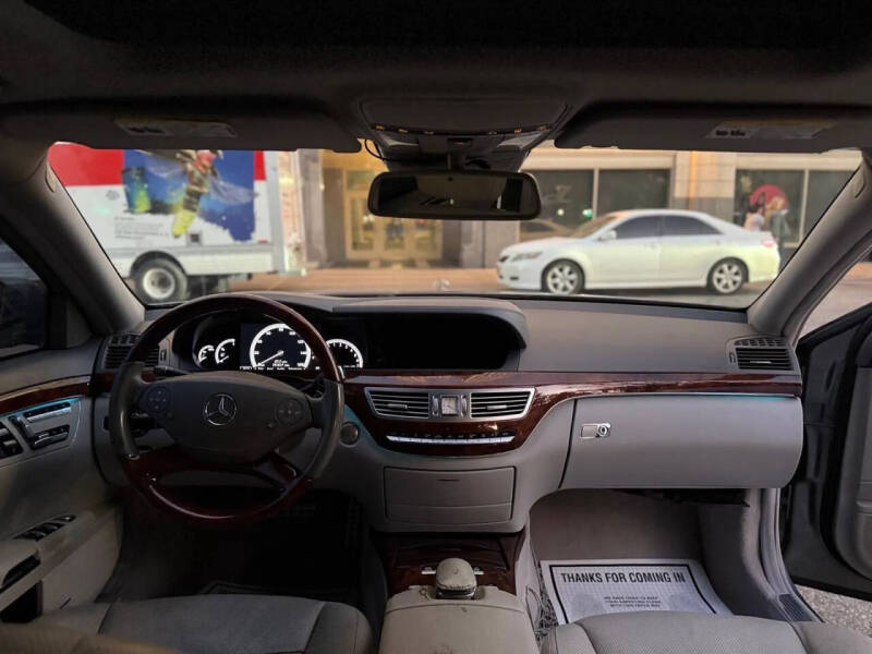 2010 Mercedes-Benz S-Class S 550