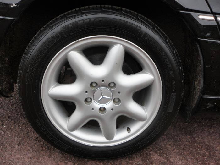 2004 Mercedes-Benz C-Class