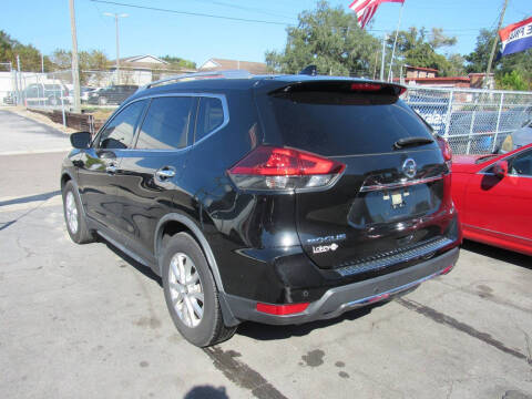 2020 Nissan Rogue SV