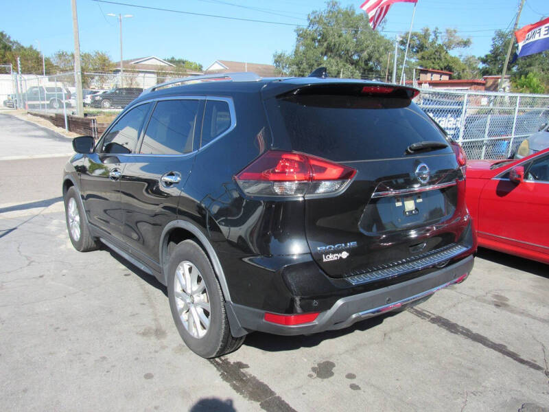 2020 Nissan Rogue SV