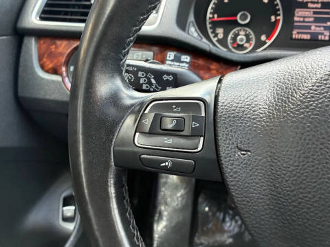 2013 Volkswagen Passat TDI SEL Premium