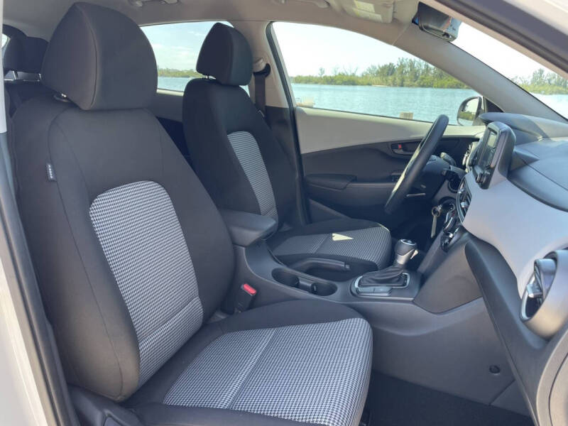 2021 Hyundai Kona SE