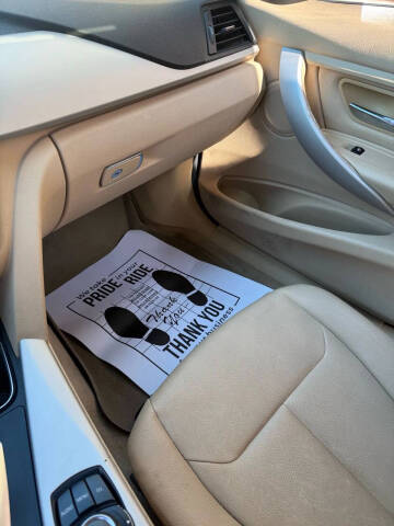 2015 BMW 3 Series 320i