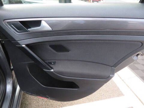 2018 Volkswagen Golf