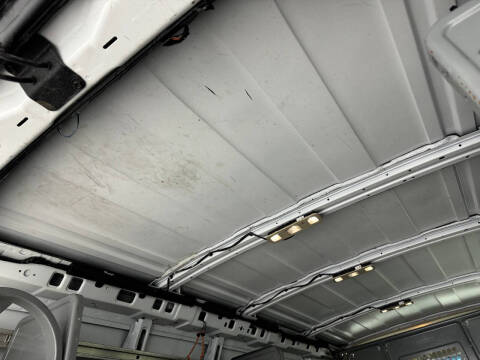 2017 GMC Savana 2500