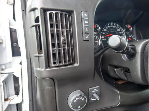 2024 Chevrolet Express 2500