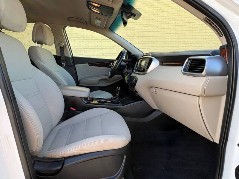 2016 Kia Sorento LX