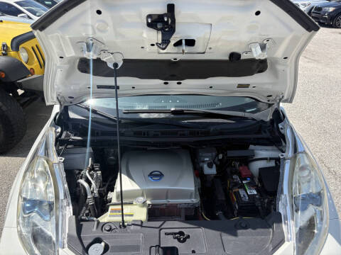 2015 Nissan LEAF SL