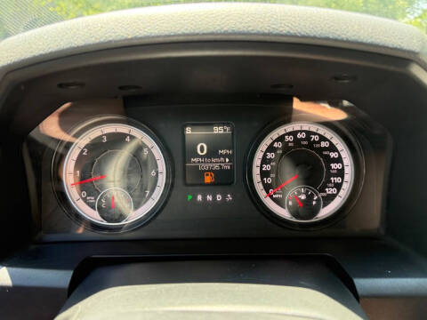 2017 RAM 1500 SLT