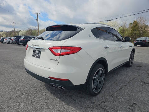 2017 Maserati Levante S