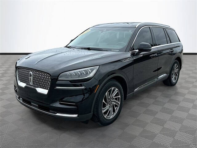 2021 Lincoln Aviator Base photo 3