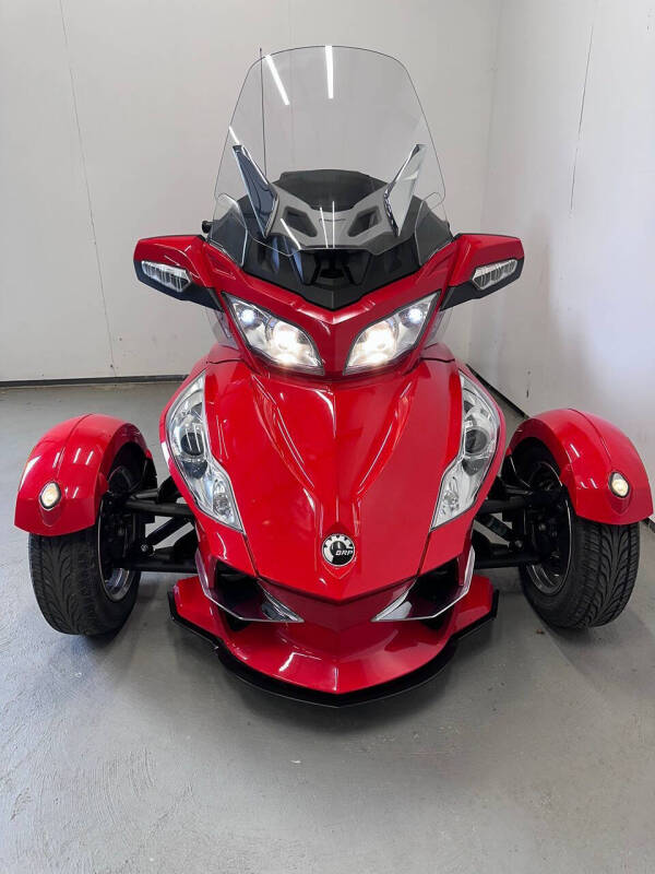 2011 Can-Am Spyder RT-S SE5