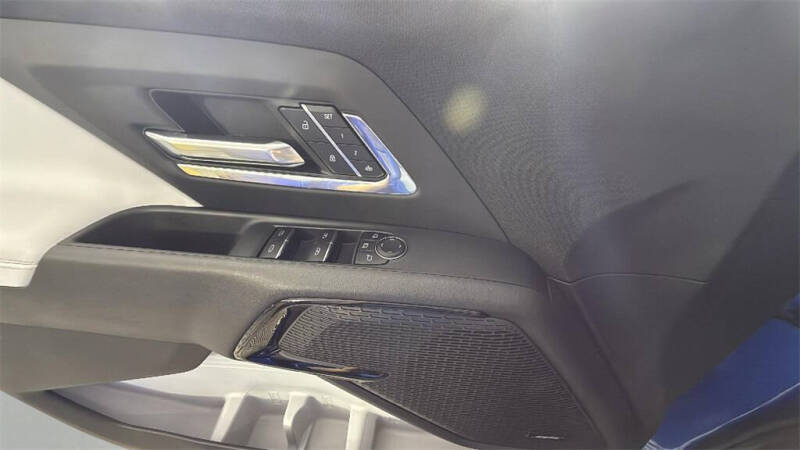 2025 Chevrolet Silverado EV RST