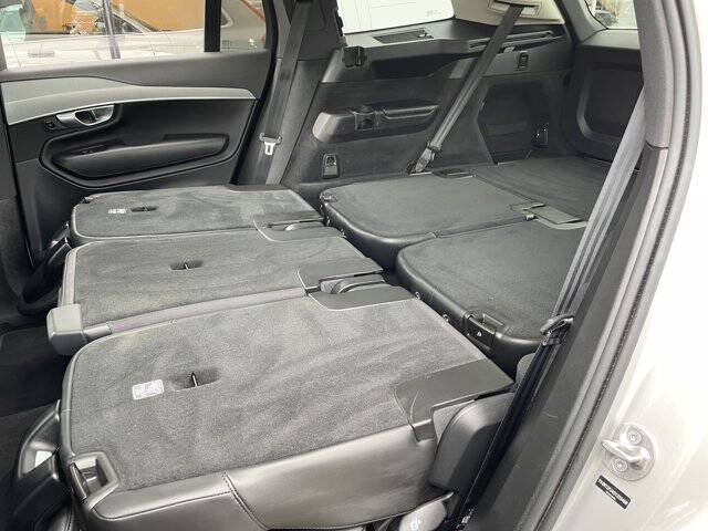 2025 Volvo XC90 B5 Core Bright Theme