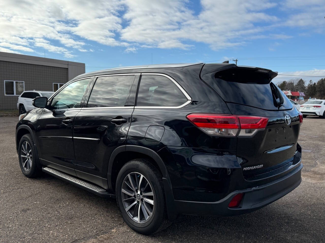 2019 Toyota Highlander for sale at Summit Auto in Blaine, MN