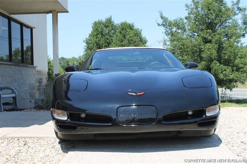 2002 Chevrolet Corvette 19