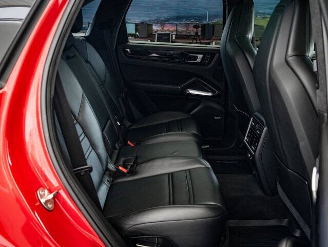 2021 Porsche Cayenne Turbo