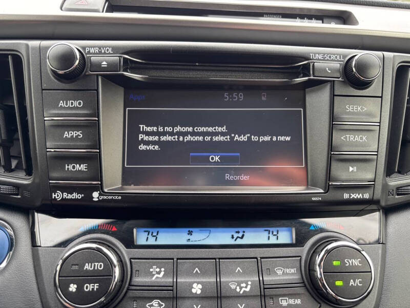 2018 Toyota RAV4 Hybrid LE