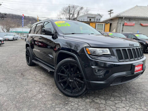 2016 Jeep Grand Cherokee for sale at Auto Universe Inc. in Paterson NJ