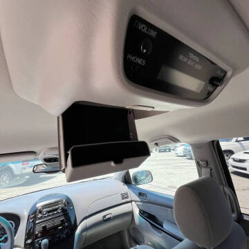 2004 Toyota Sienna