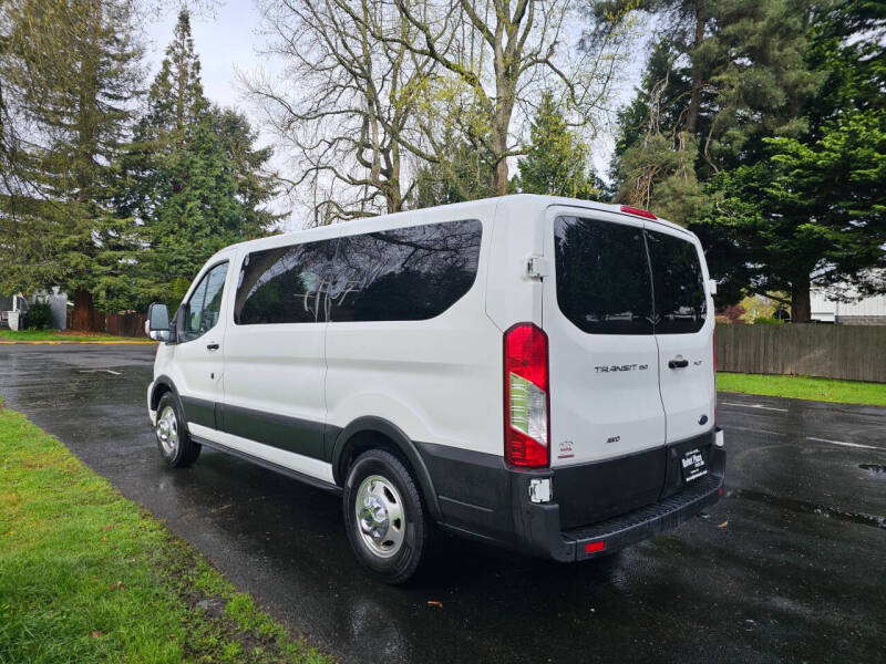 2020 Ford Transit 150 XLT