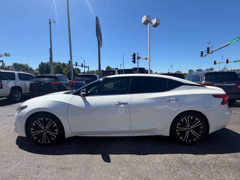 2017 Nissan Maxima Platinum