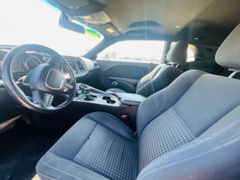 2018 Dodge Challenger SXT