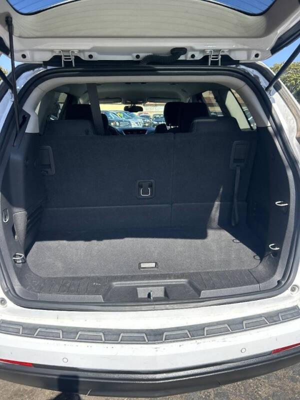 2016 Chevrolet Traverse LT