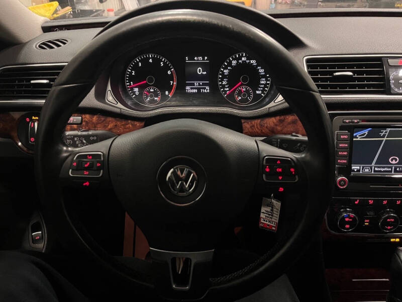 2012 Volkswagen Passat SEL PZEV