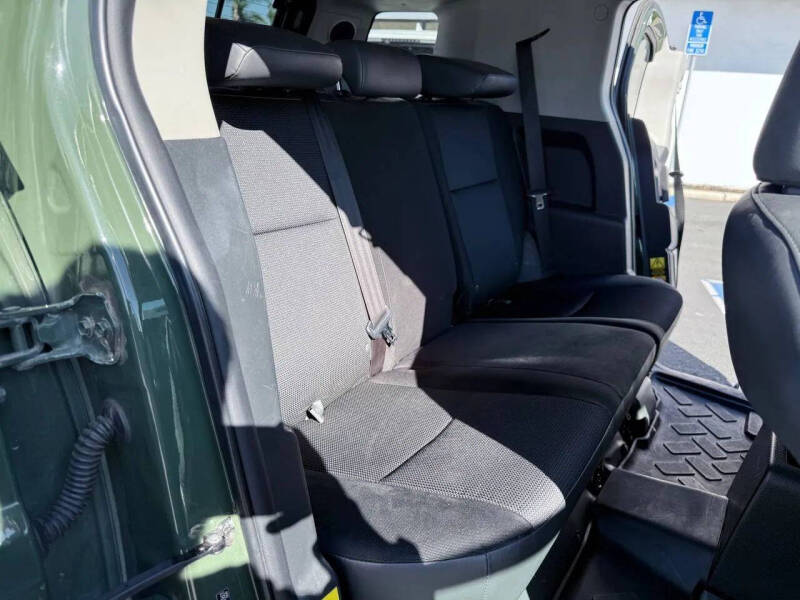 2011 Toyota FJ Cruiser