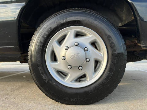 2009 Ford E-Series E-150
