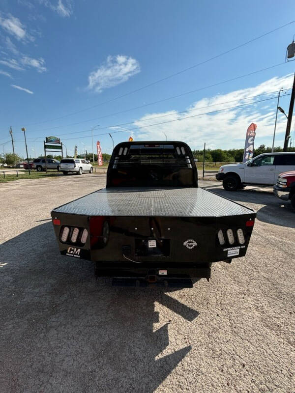 2006 GMC Sierra 2500HD SLT photo 4