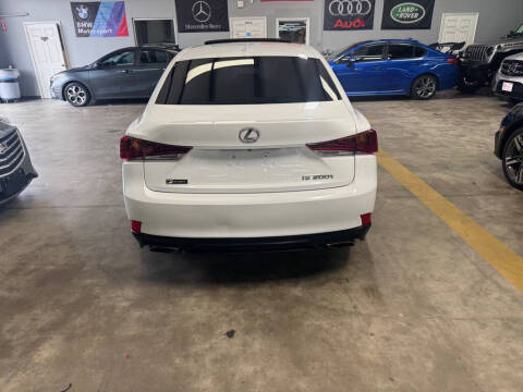 2017 Lexus IS 200t