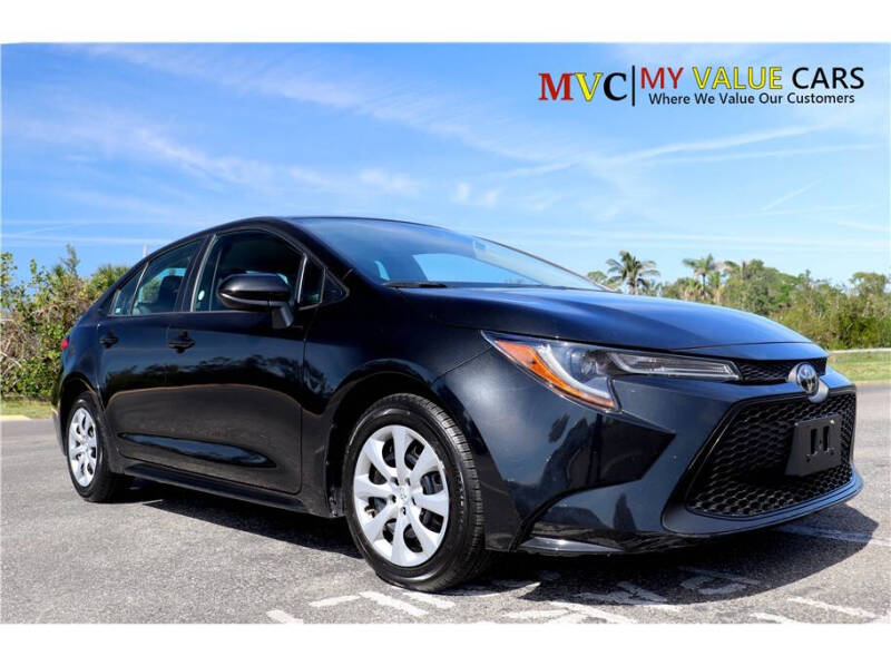 2021 Toyota Corolla LE's photo