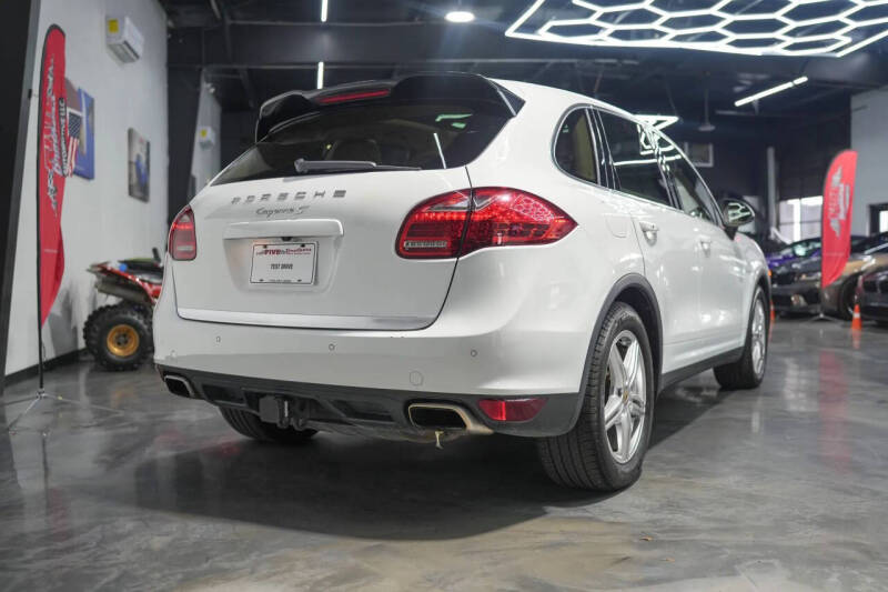 2014 Porsche Cayenne S Hybrid