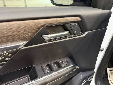 2024 GMC Acadia Denali
