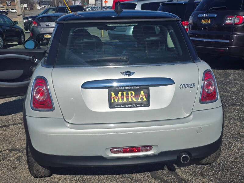 2011 MINI Cooper