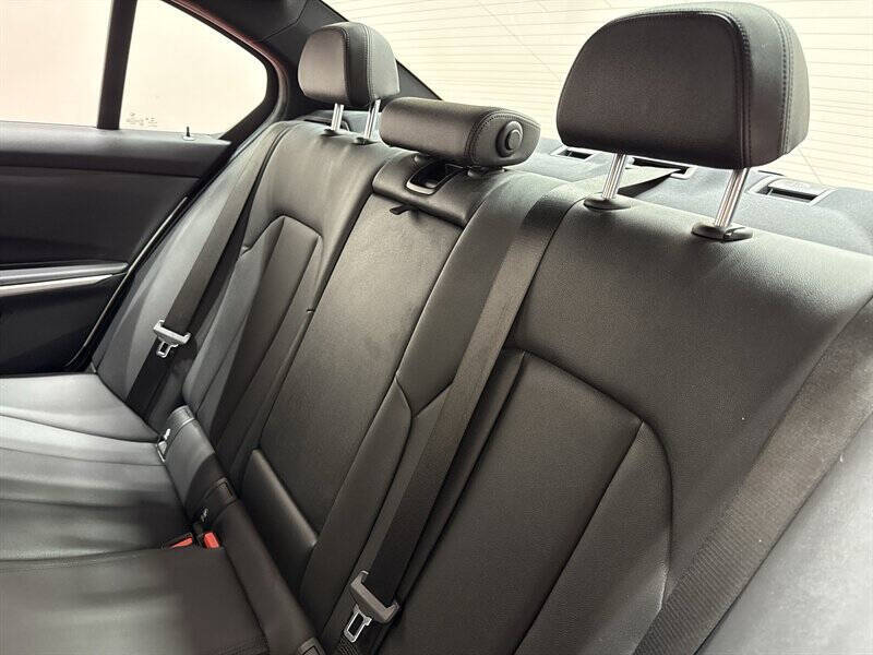 2020 BMW 3 Series 330i