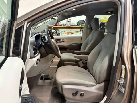 2017 Chrysler Pacifica Touring