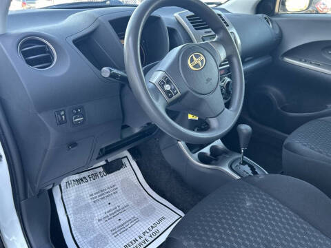 2013 Scion xD
