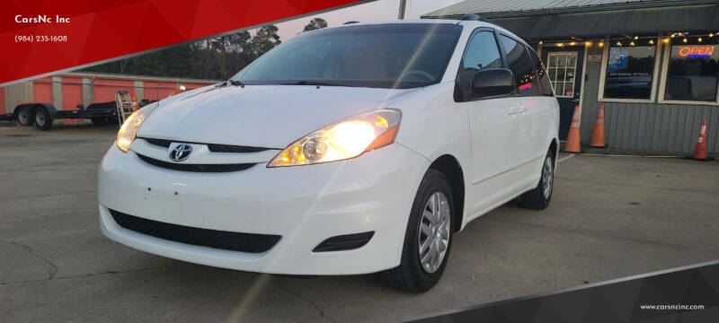 2010 Toyota Sienna LE 7-Passenger