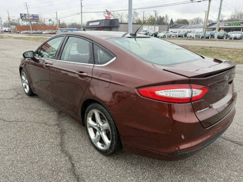 2015 Ford Fusion SE