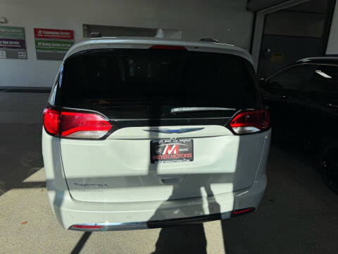2019 Chrysler Pacifica Touring L Plus