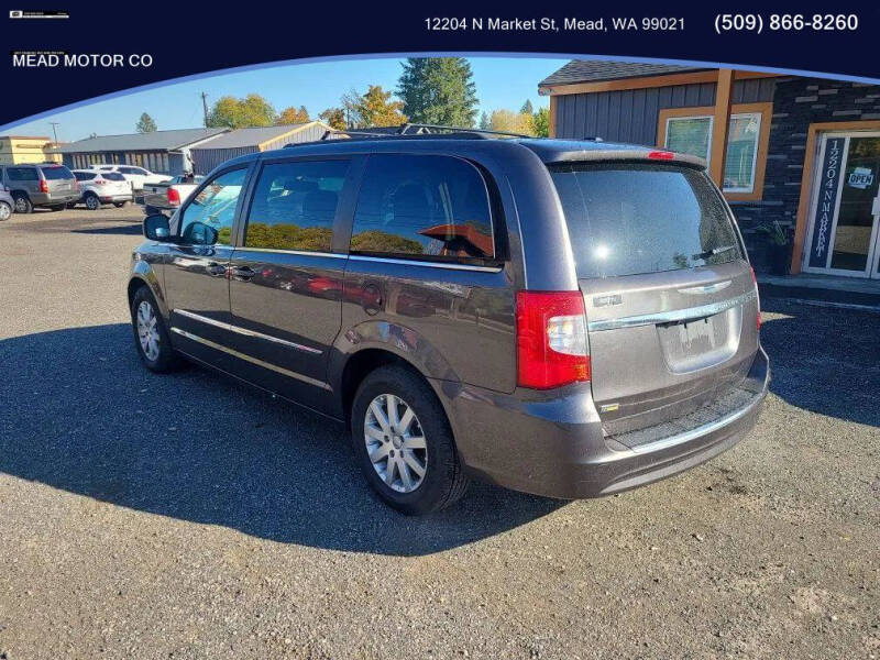 2015 Chrysler Town and Country Touring