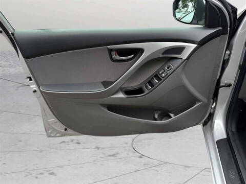 2016 Hyundai Elantra